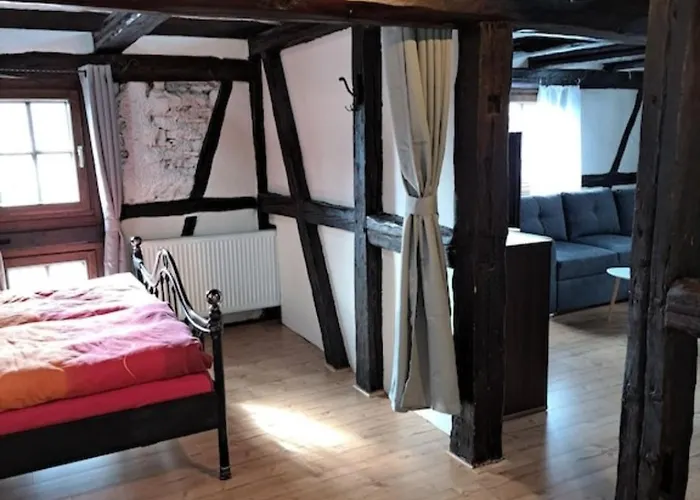 Daire Gesindestube *